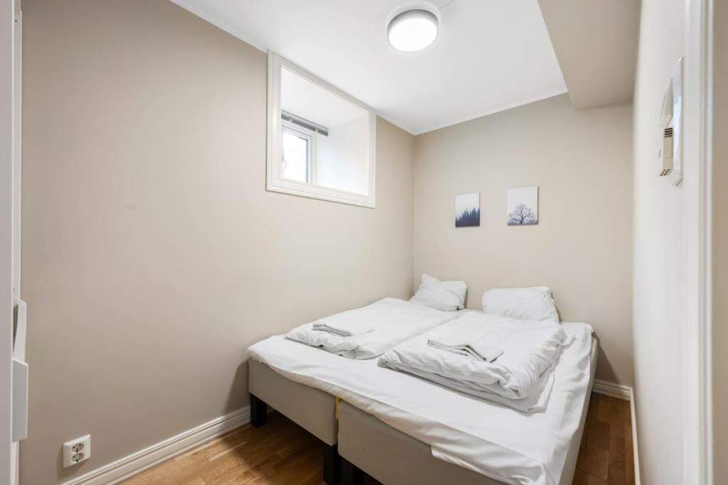 New! Modern City Apt: Central W/ Private Entrence 卑爾根 外观 照片