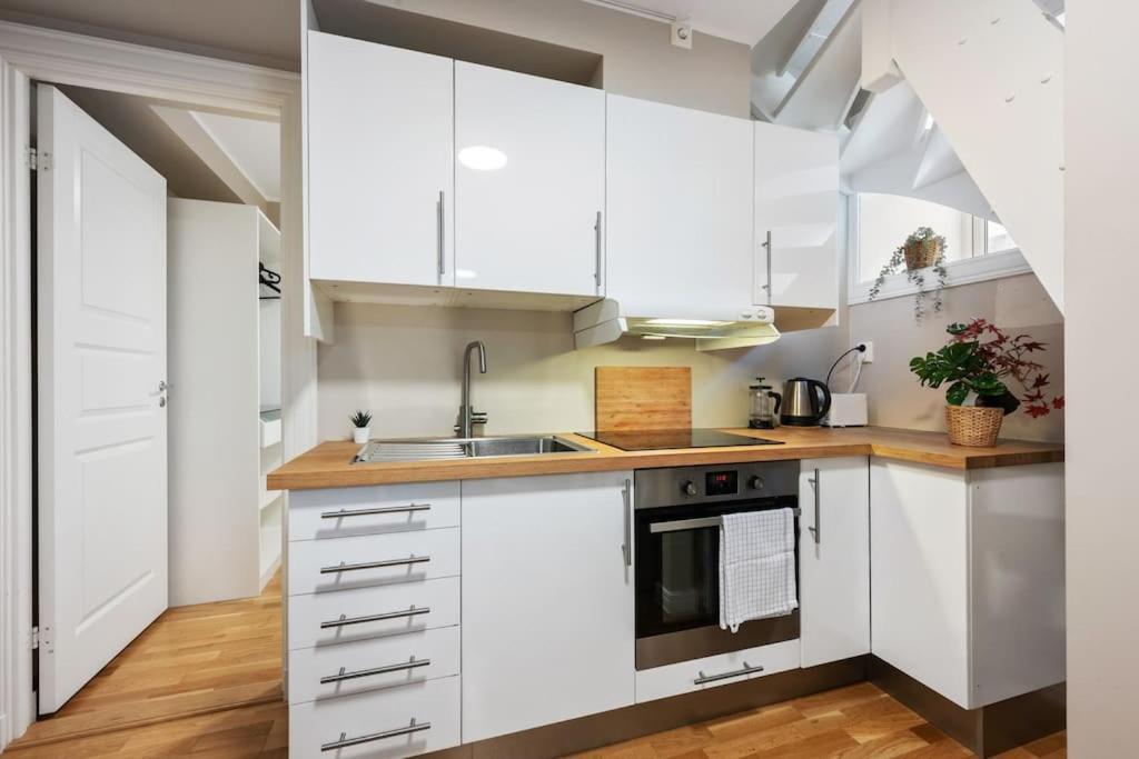 New! Modern City Apt: Central W/ Private Entrence 卑爾根 外观 照片